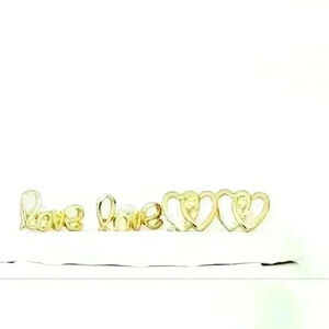 NWOT Exquisite 2 pairs of Earrings